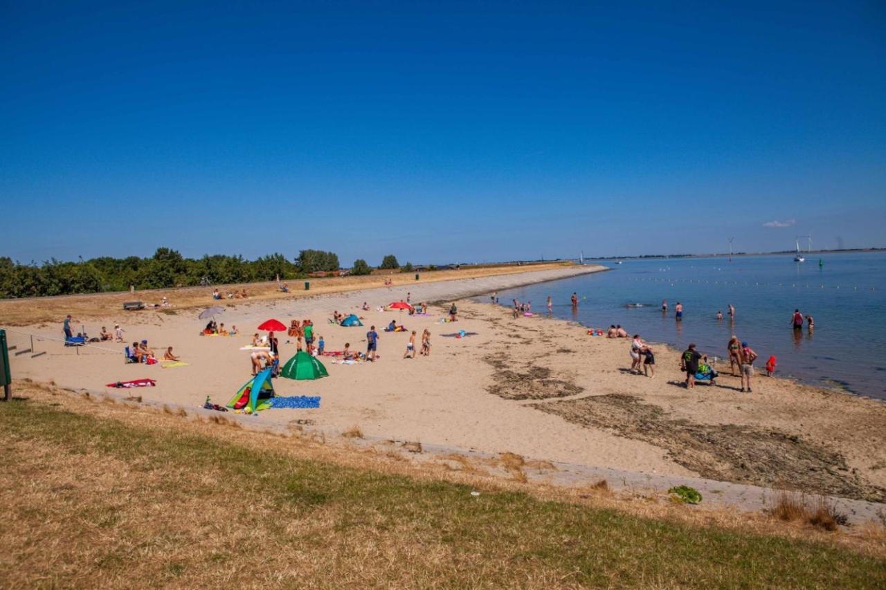 Nooit gedacht Villa Sint-Annaland Buitenkant foto